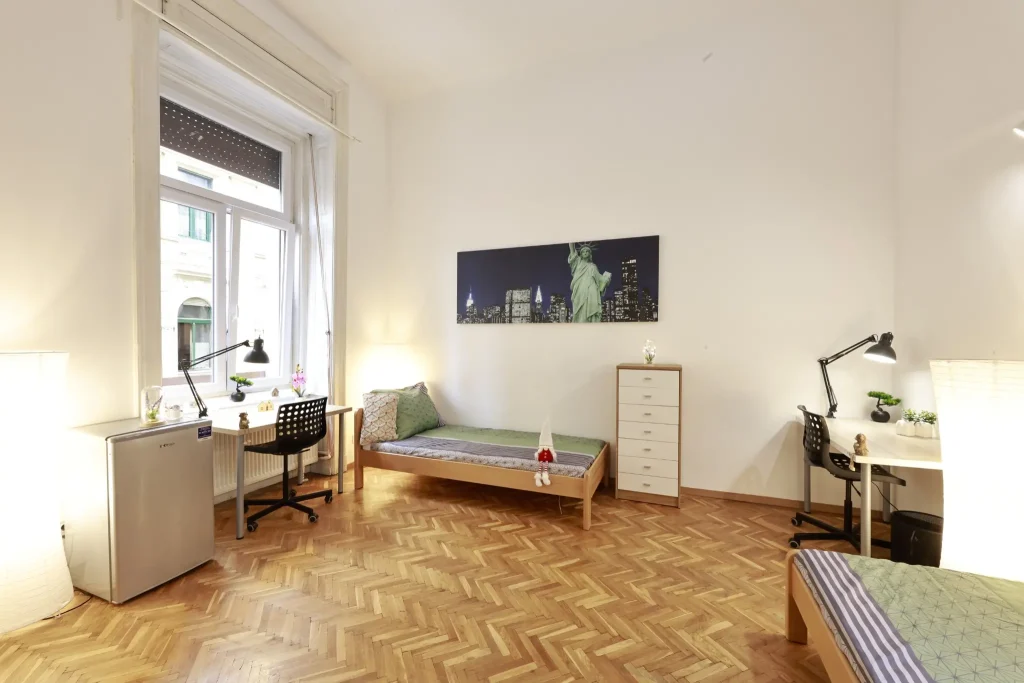 private dormitory budapest rooms for rent in budapest for students