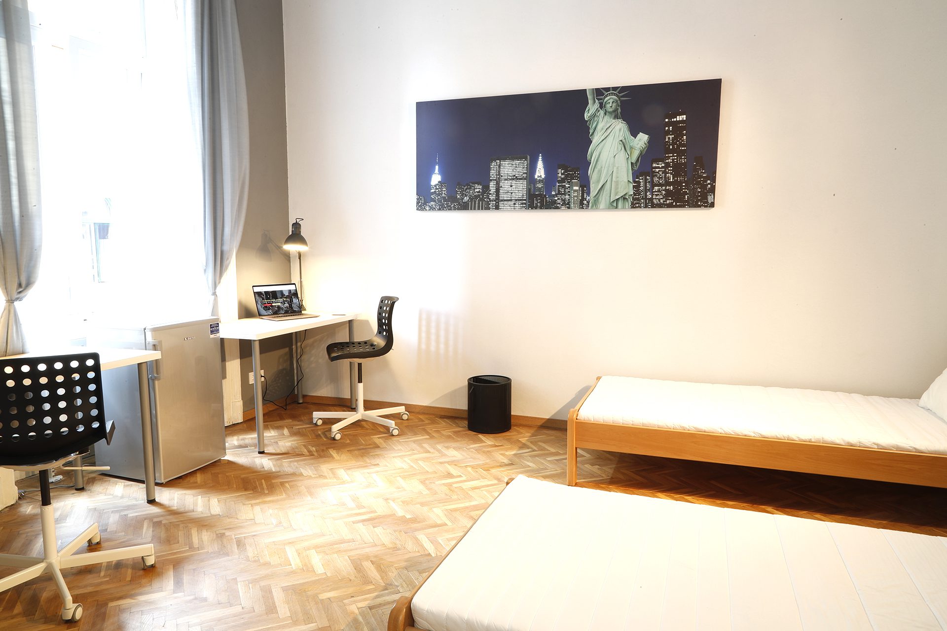 Student_Room_for_rent_Budapest_New_York_room