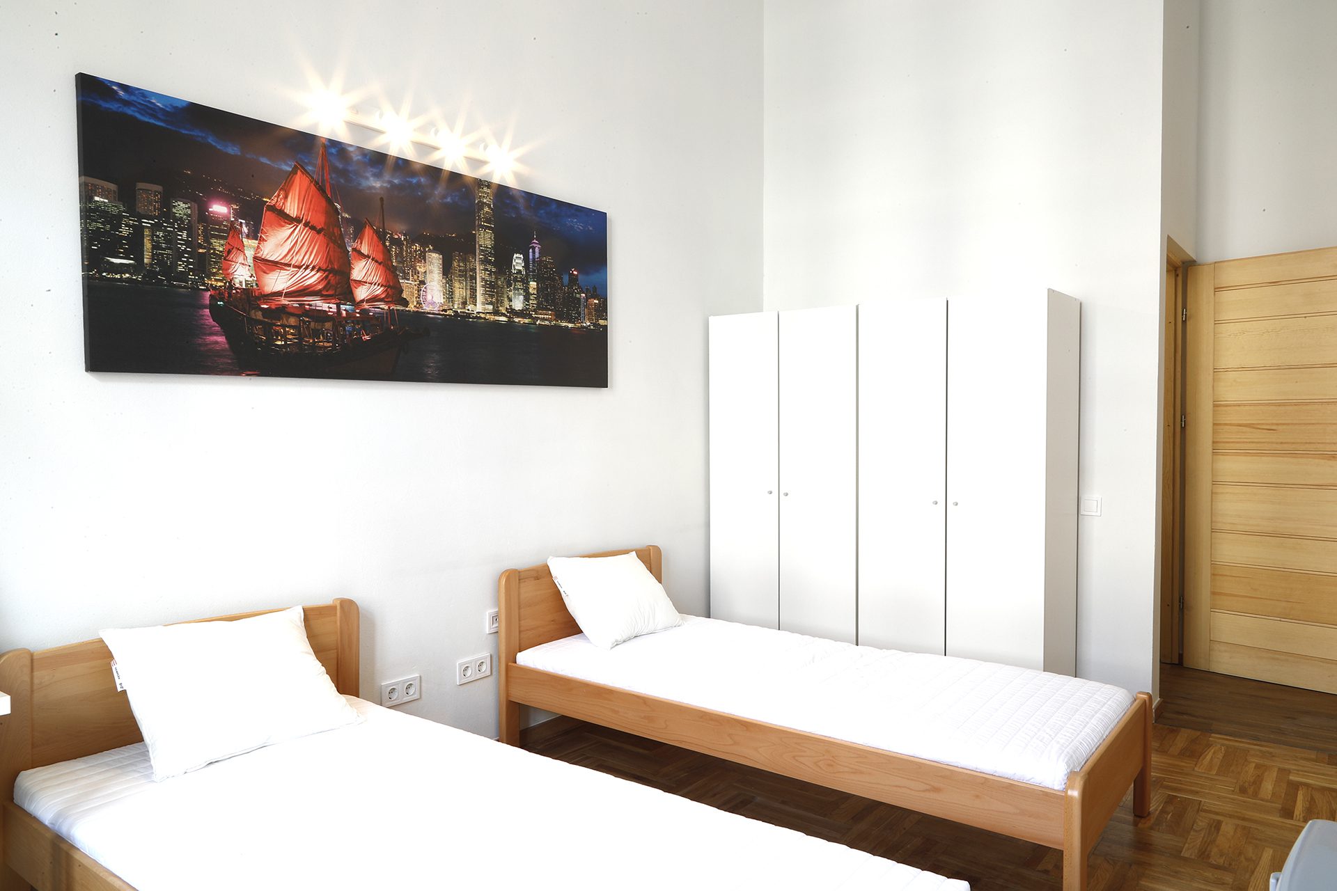 Student_room_for_rent_Budapest_Hong_Kong_room_1