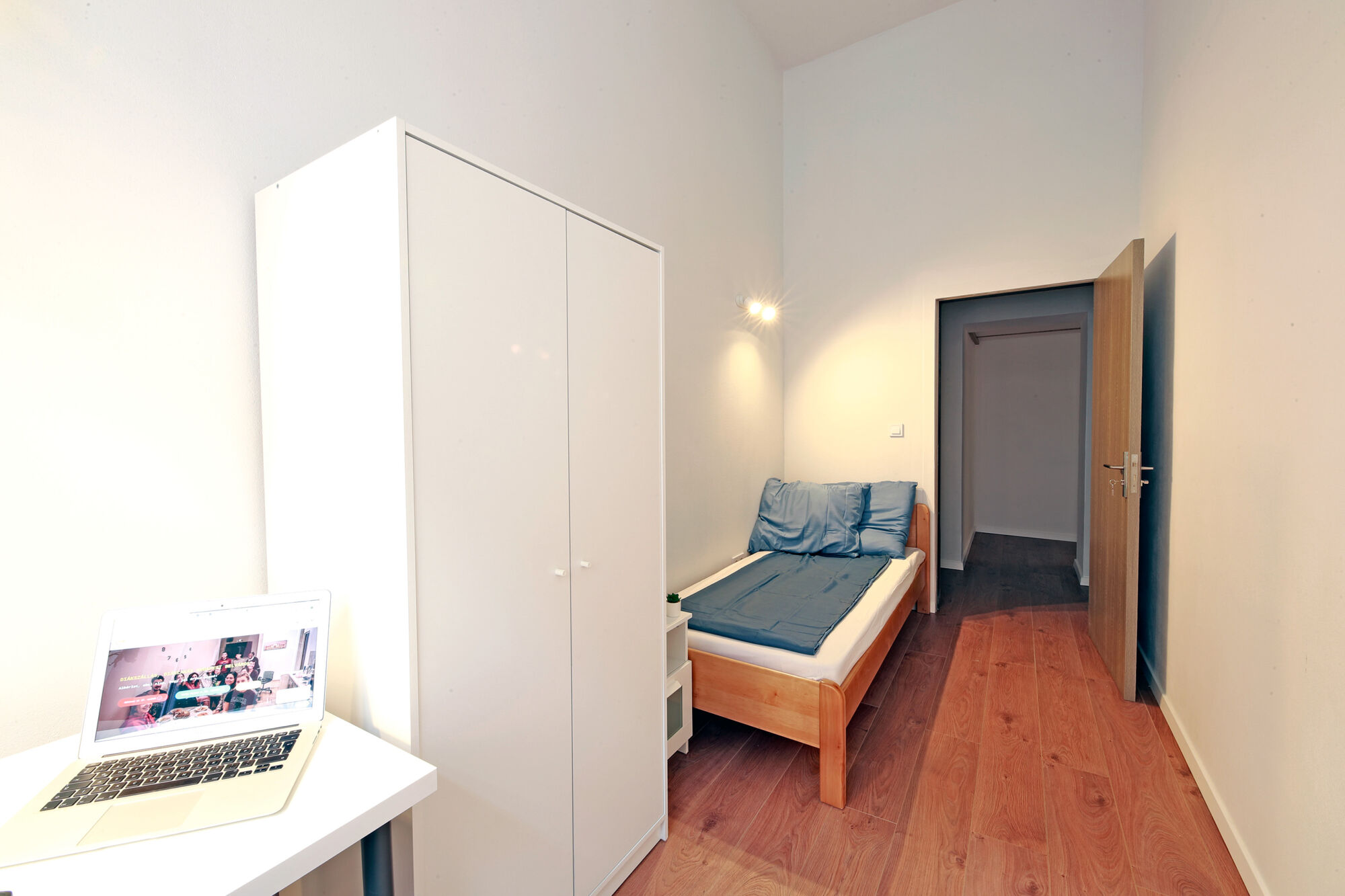 Student_Residence_Budapest_Monaco_room