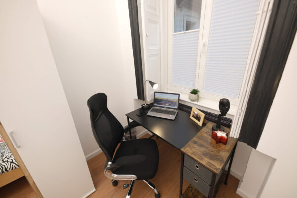 Student_room_for_rent_Budapest_Baross_street_10_Accommodation